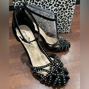 Size 6 black strappy heels